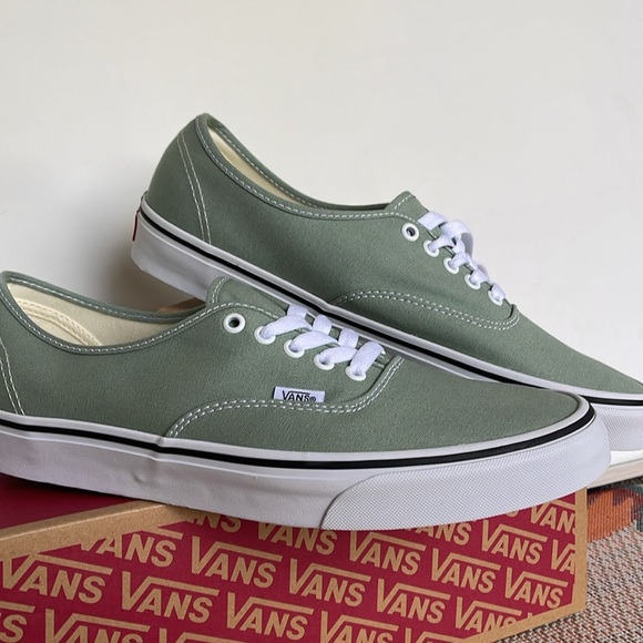 Vans Men’s Authentic Color Theory Iceberg Green 
VN000BW5CJL
Sneakers - Picture 5 of 16